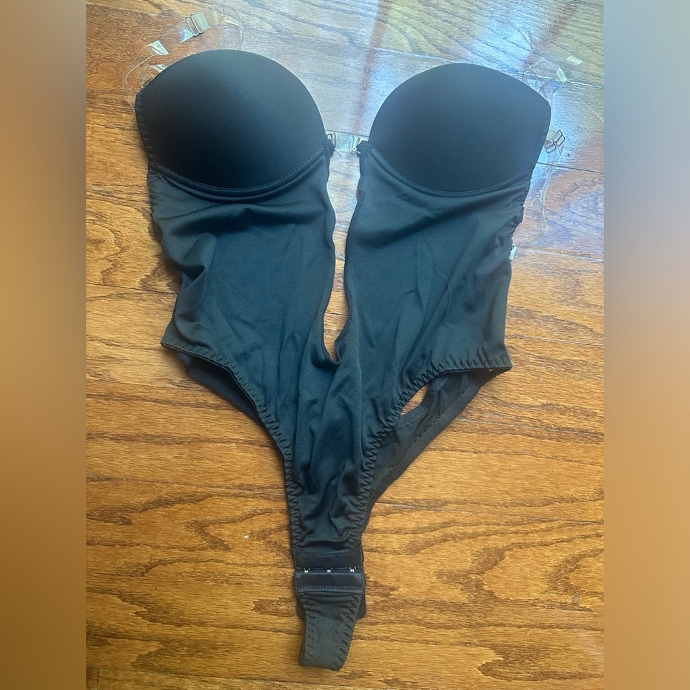 Strapless Black Backless Bra with Clear Support Straps NWT Size M